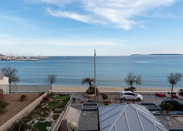 Διαμέρισμα Au Lavandou Pour 3 Personnes Avec Climatisation - Fr-1-803-15 Le Lavandou