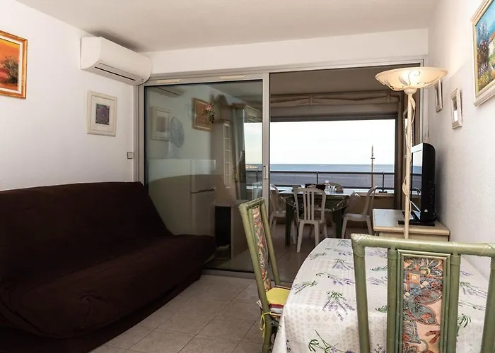 Au Lavandou Pour 3 Personnes Avec Climatisation - Fr-1-803-15 * Le Lavandou